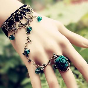 Vintage Lace Chain Flower Detail Wristband..